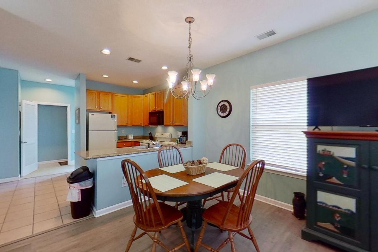 Homey Beach Hideaway Myrtle Beach Exterior photo